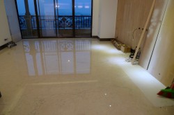 鉑金米黃客廳地坪