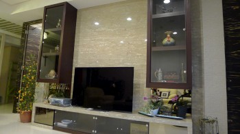 電視牆~桐花米黃