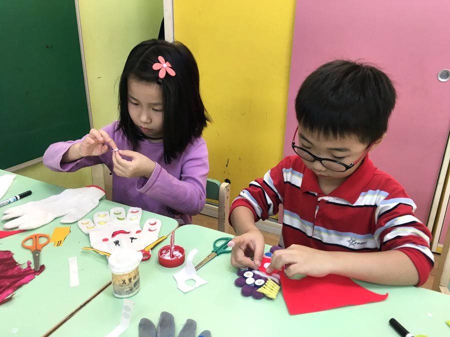 美勞-手套偶創作01