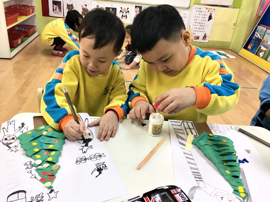 美勞-聖誕樹創作04