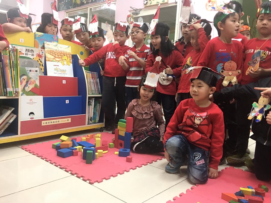 聖誕節-聖誕老公公發禮物04