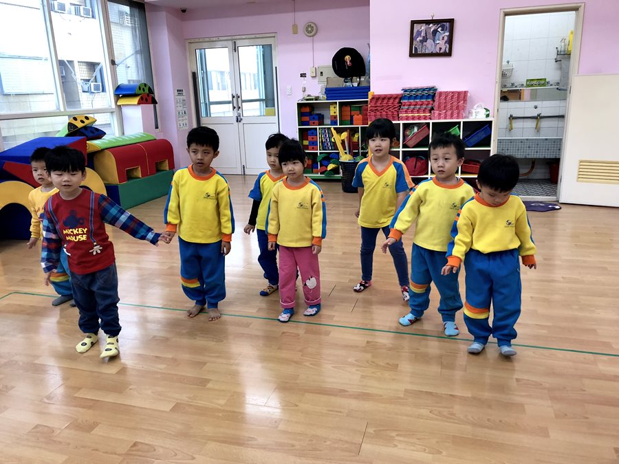 奧福-青蛙蝴蝶敲奏04