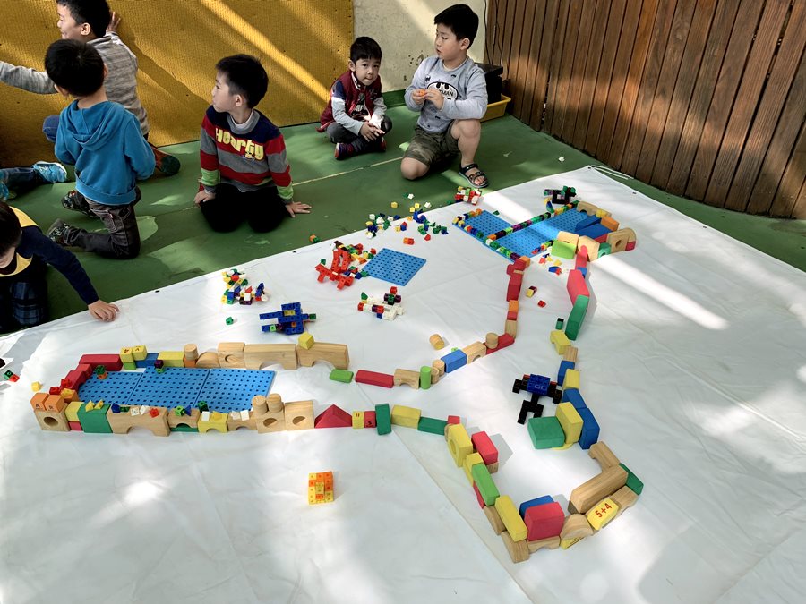 主題-積木拼拼樂02