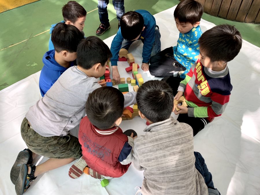 主題-積木拼拼樂04