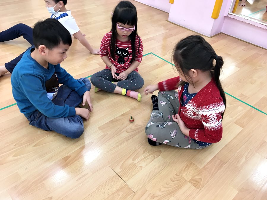 奧福音樂-鬥牛小陀螺01