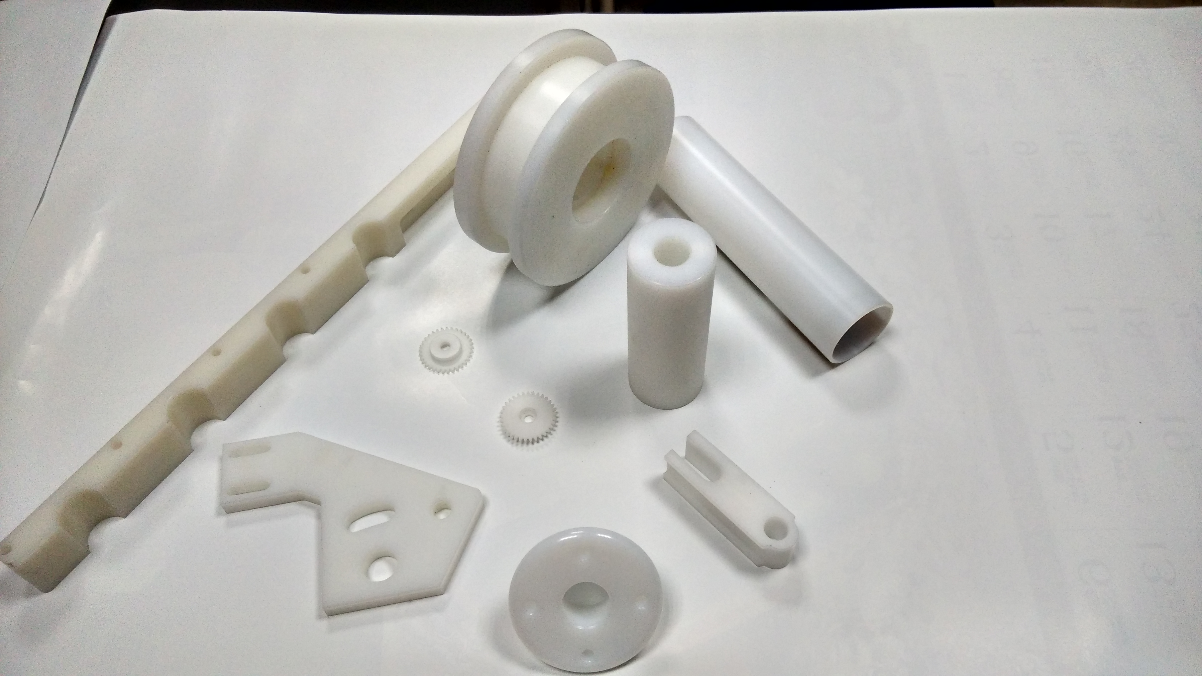 各式UPE工程塑膠製品