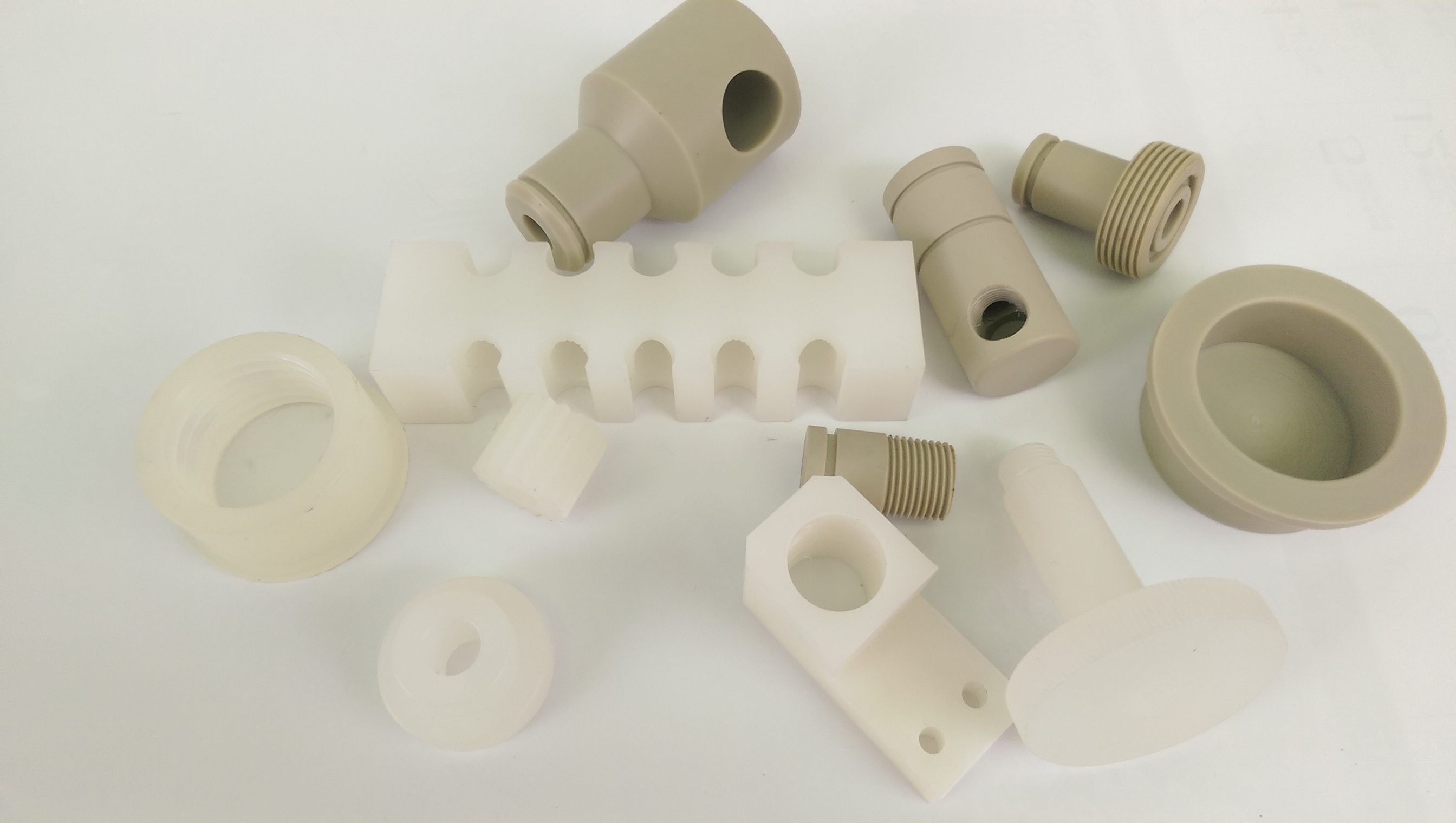 各式PP工程塑膠製品