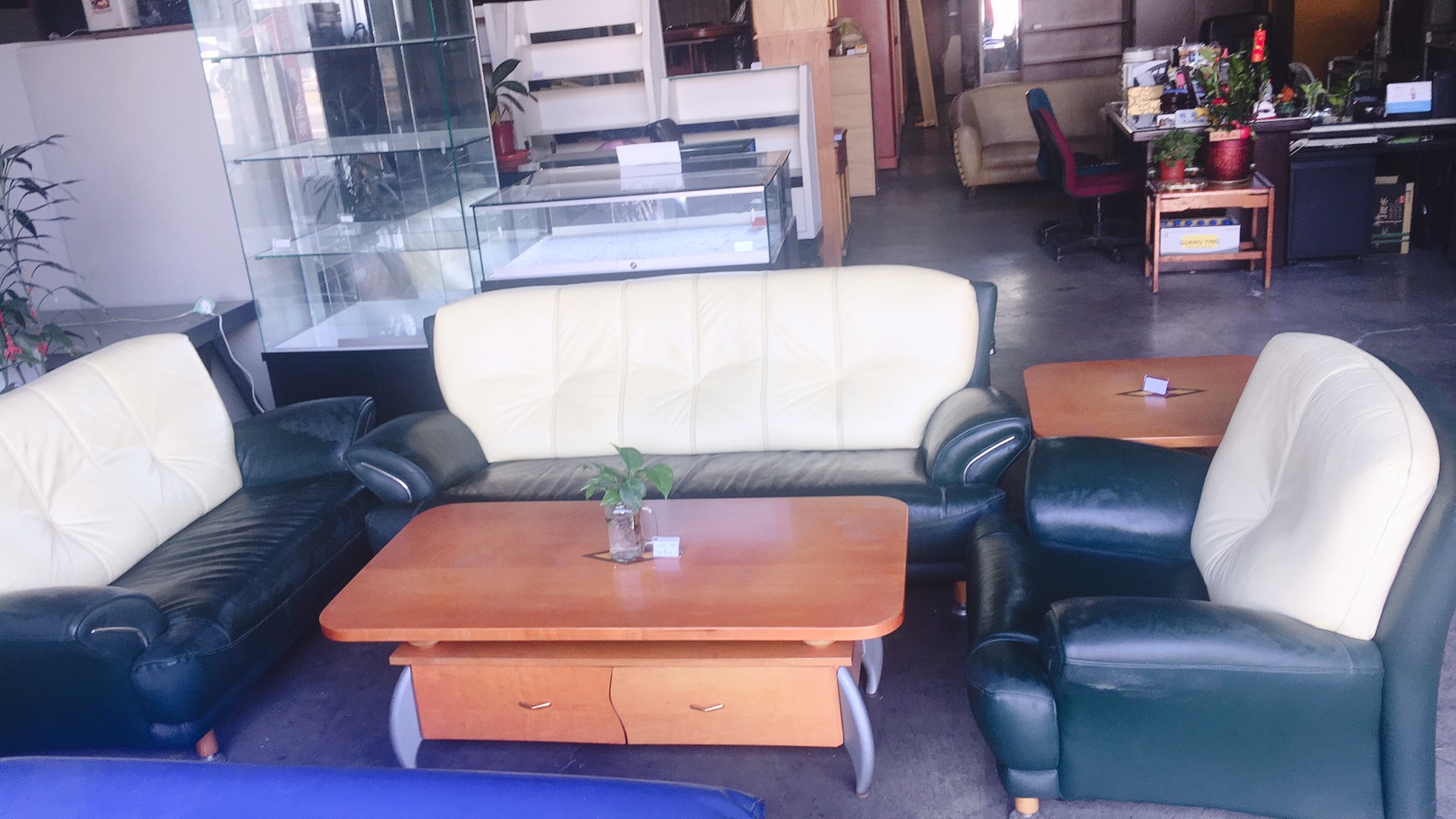 高雄二手傢具-辦公室沙發1(鳥松二手傢俱、仁武二手傢俱、大寮二手傢俱)