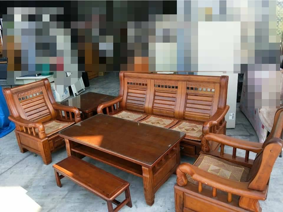 高雄二手傢具-高雄傢俱回收-高雄傢俱買賣-木製客廳桌椅(鳥松二手傢俱、仁武二手傢俱、大寮二手傢俱)