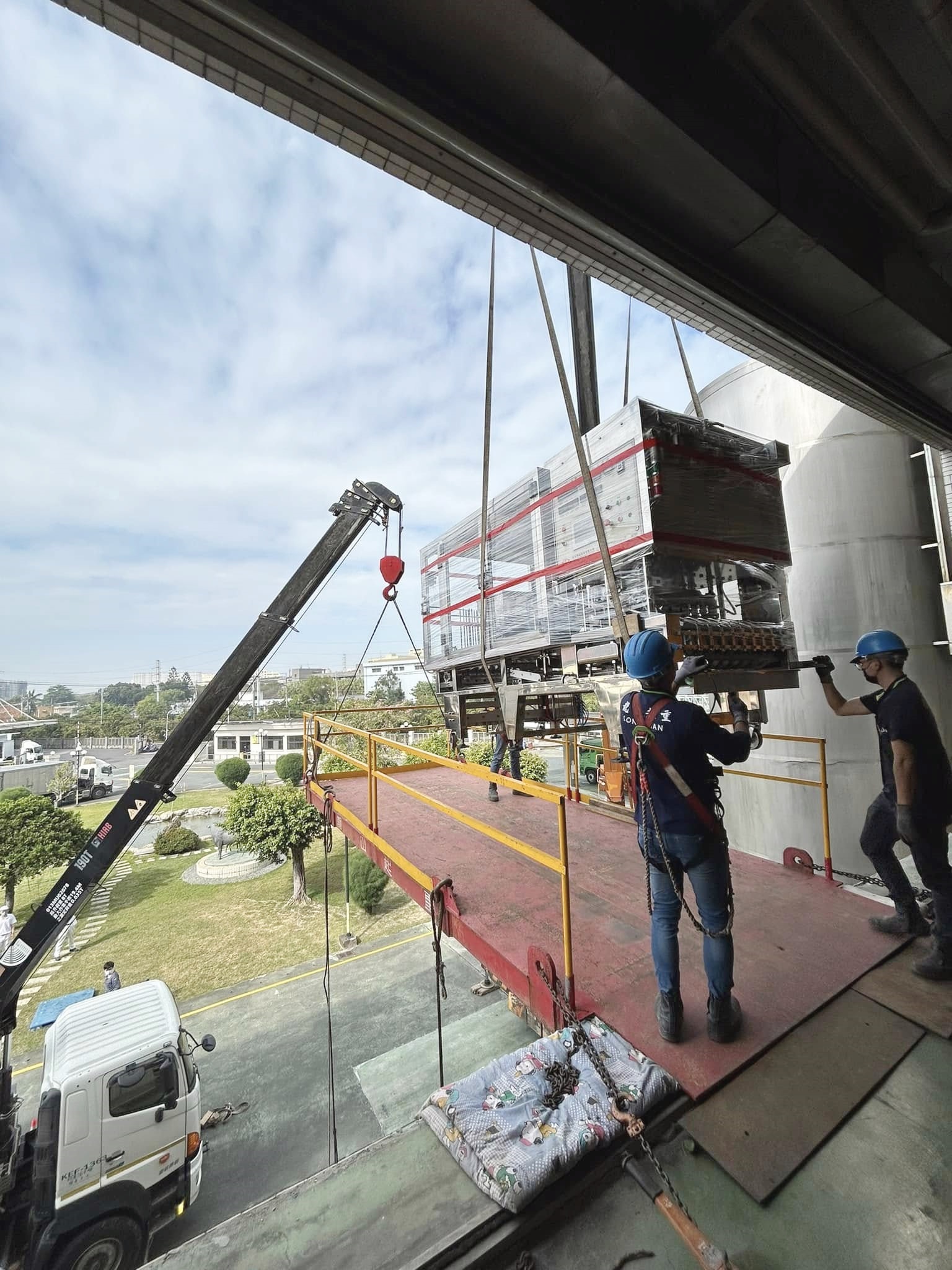 械設備吊掛作業