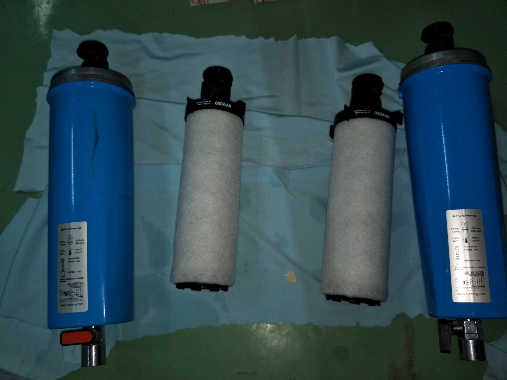 D.H精密過濾芯更換