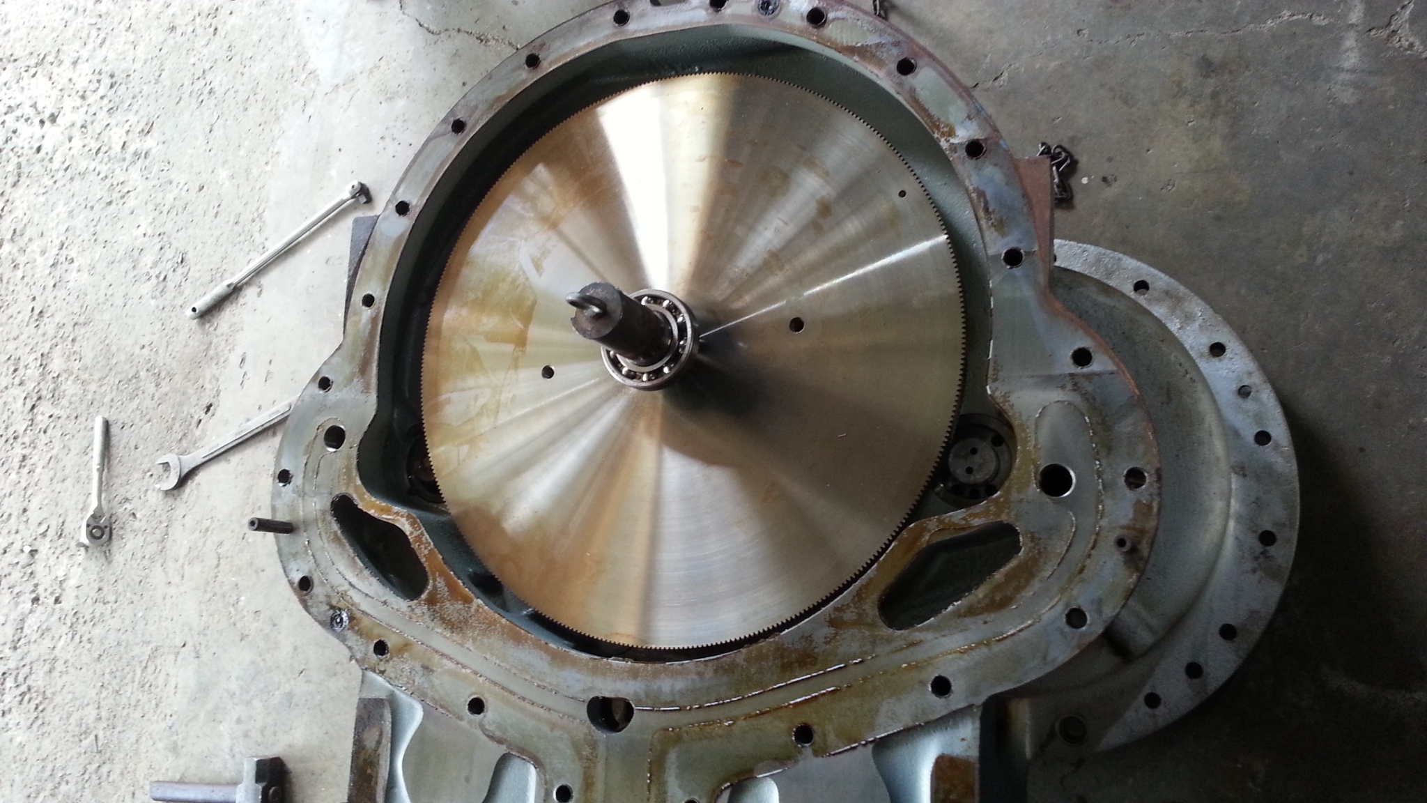 I.R離心機齒輪箱拆解