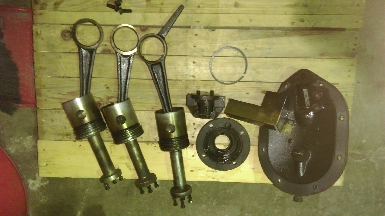 I.R無油往復式機體拆解