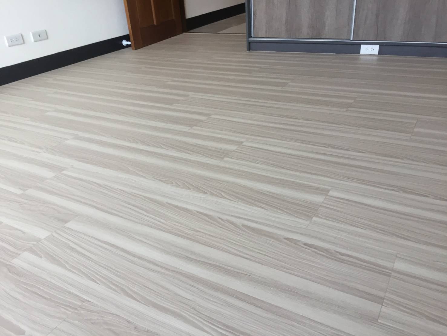 彰化台中耐磨地板專業施工