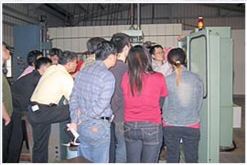 員工教育訓練(機台實際操作)