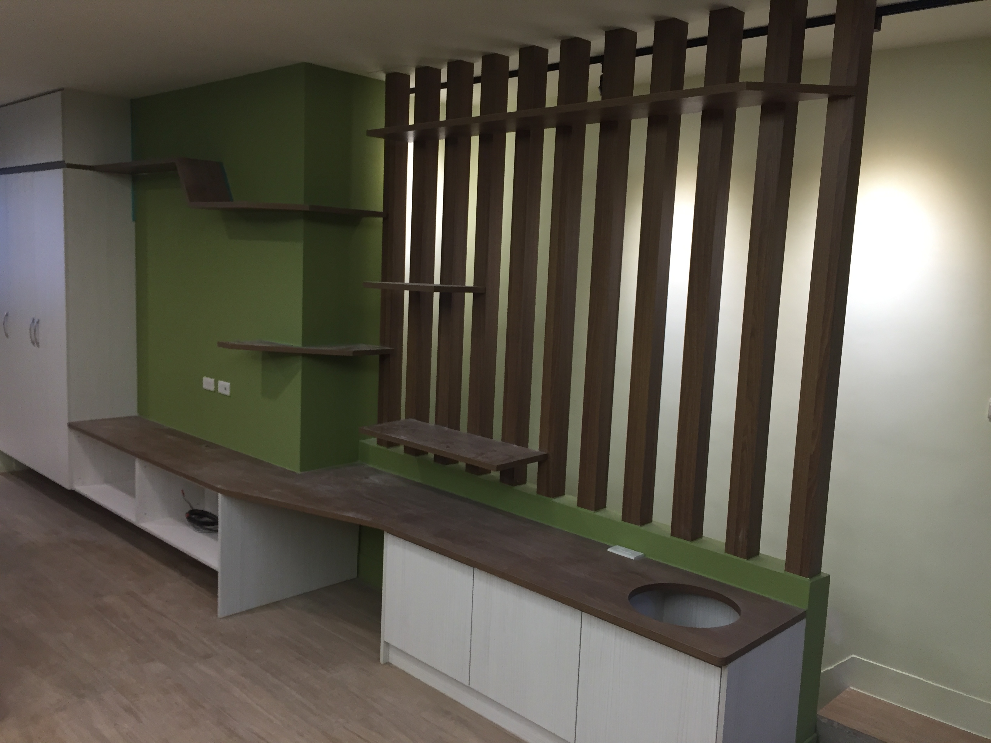 造型層板電視櫃