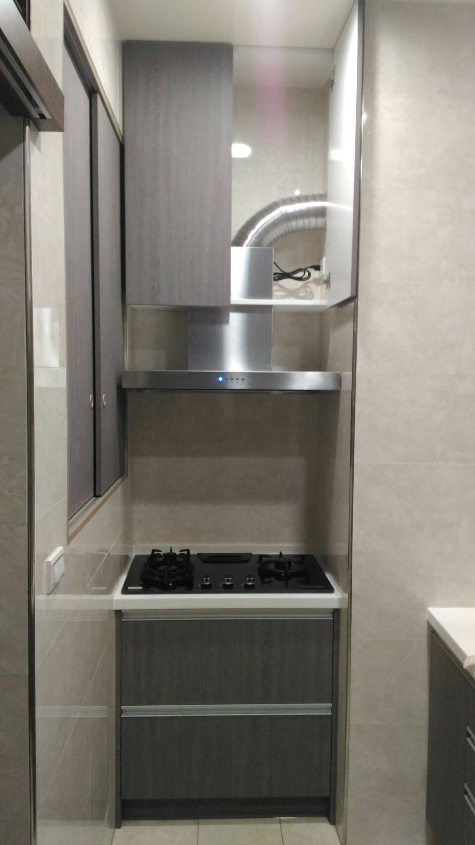 崁入式把手成形門樣式