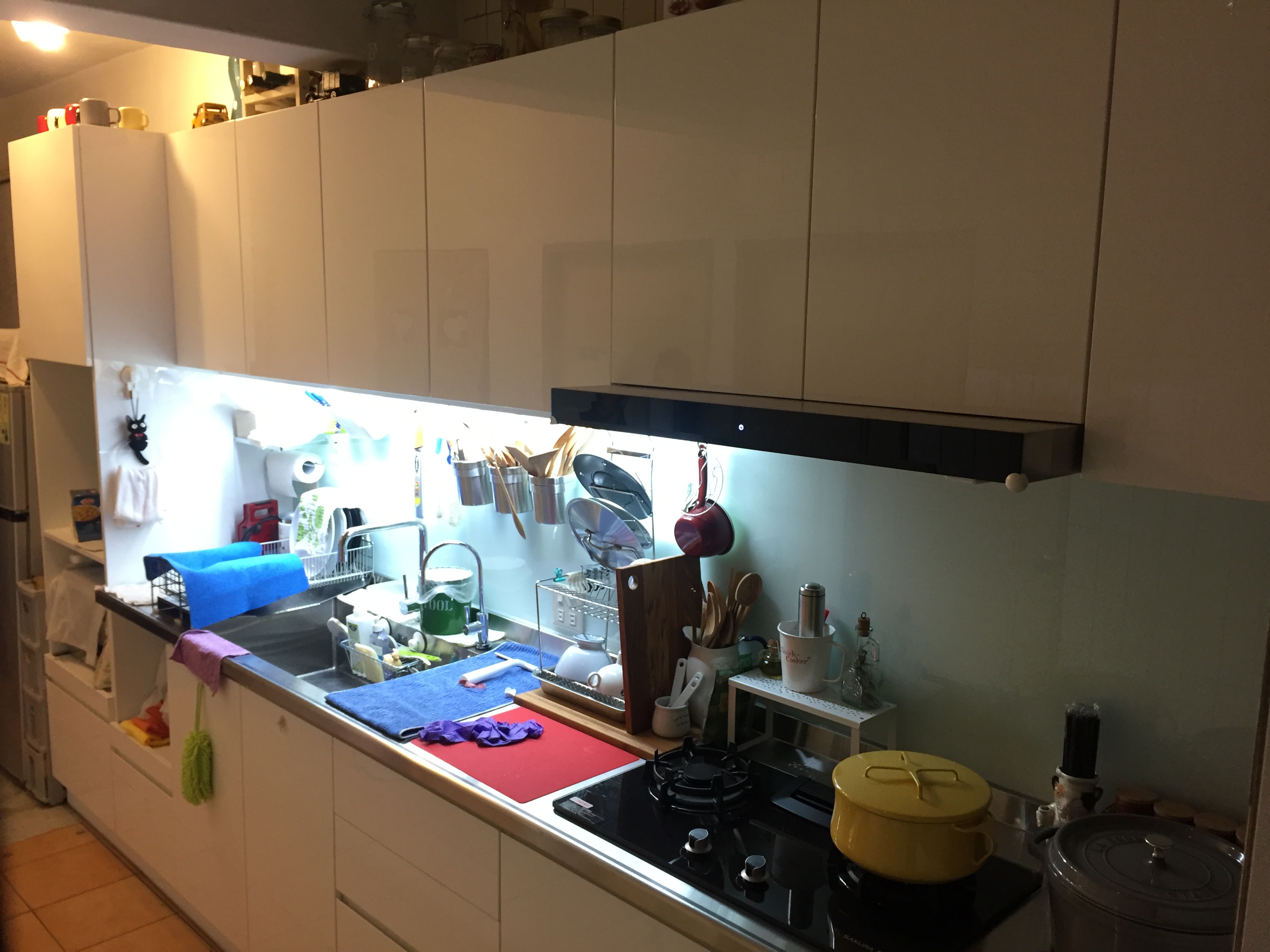 結晶鋼烤白廚具_側景