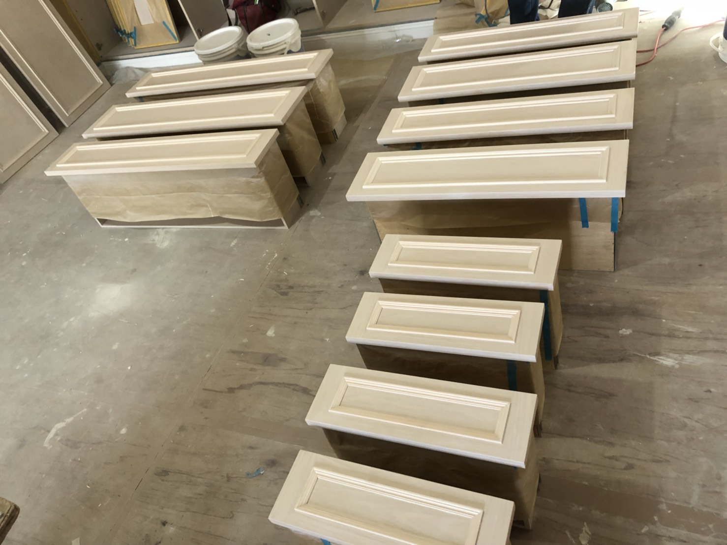 木皮抽屜洗白。木器漆噴漆(高雄油漆工程)