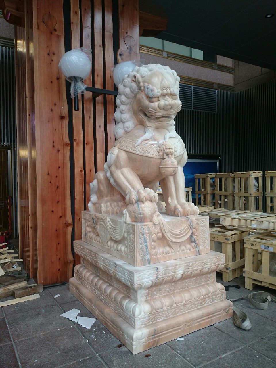 綺麗珊瑚館吊掛作業