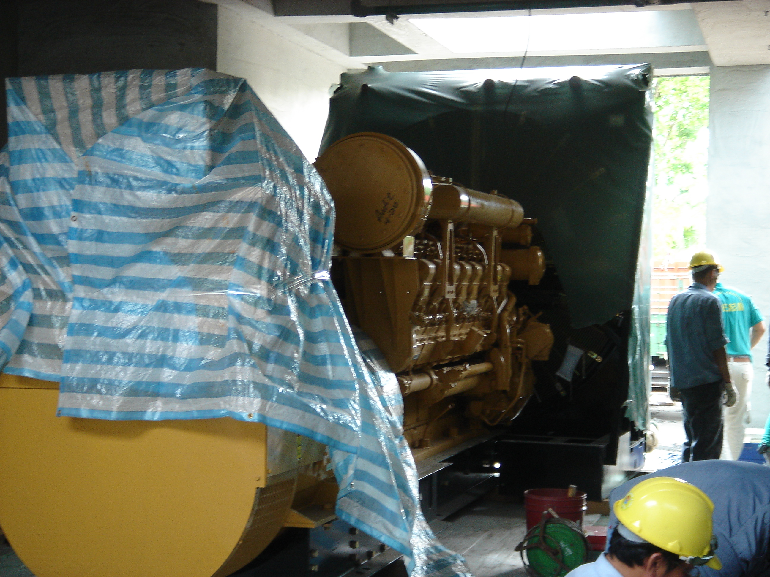 捷運站風機吊運