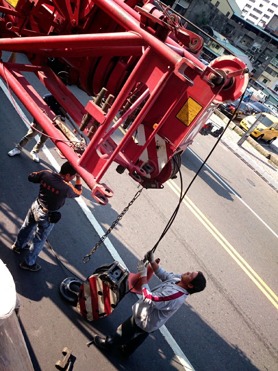 綺麗珊瑚館吊掛作業