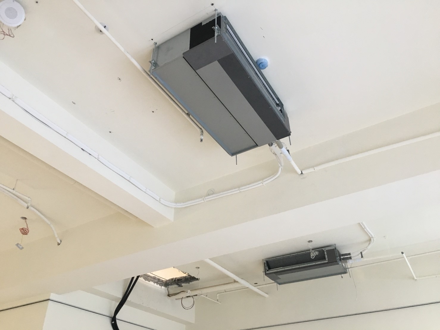 6-1F送風機定位連接+排水配管完工