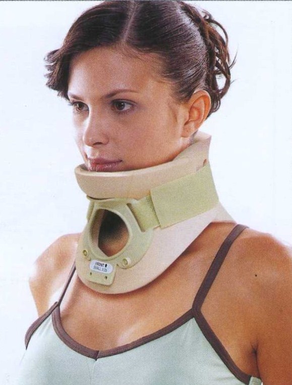 頸圈(氣管開洞)5106~5109