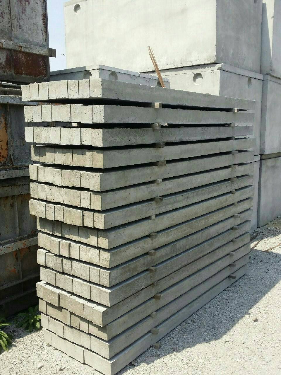 水泥製品-水泥柱