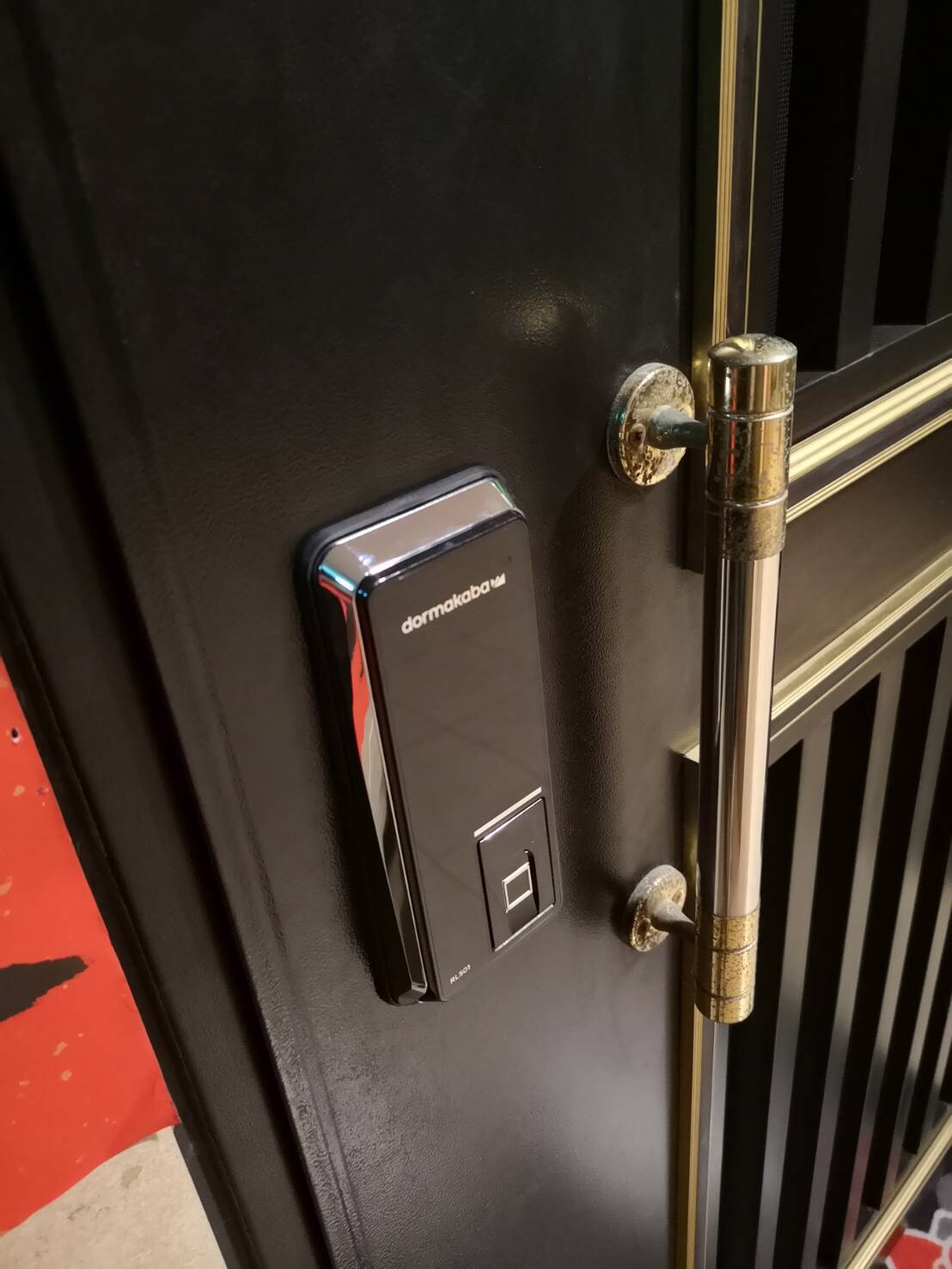 高雄電子鎖、指紋鎖、密碼鎖、高雄感應鎖、高雄配鎖、高雄電子鎖推薦、電子鎖安裝