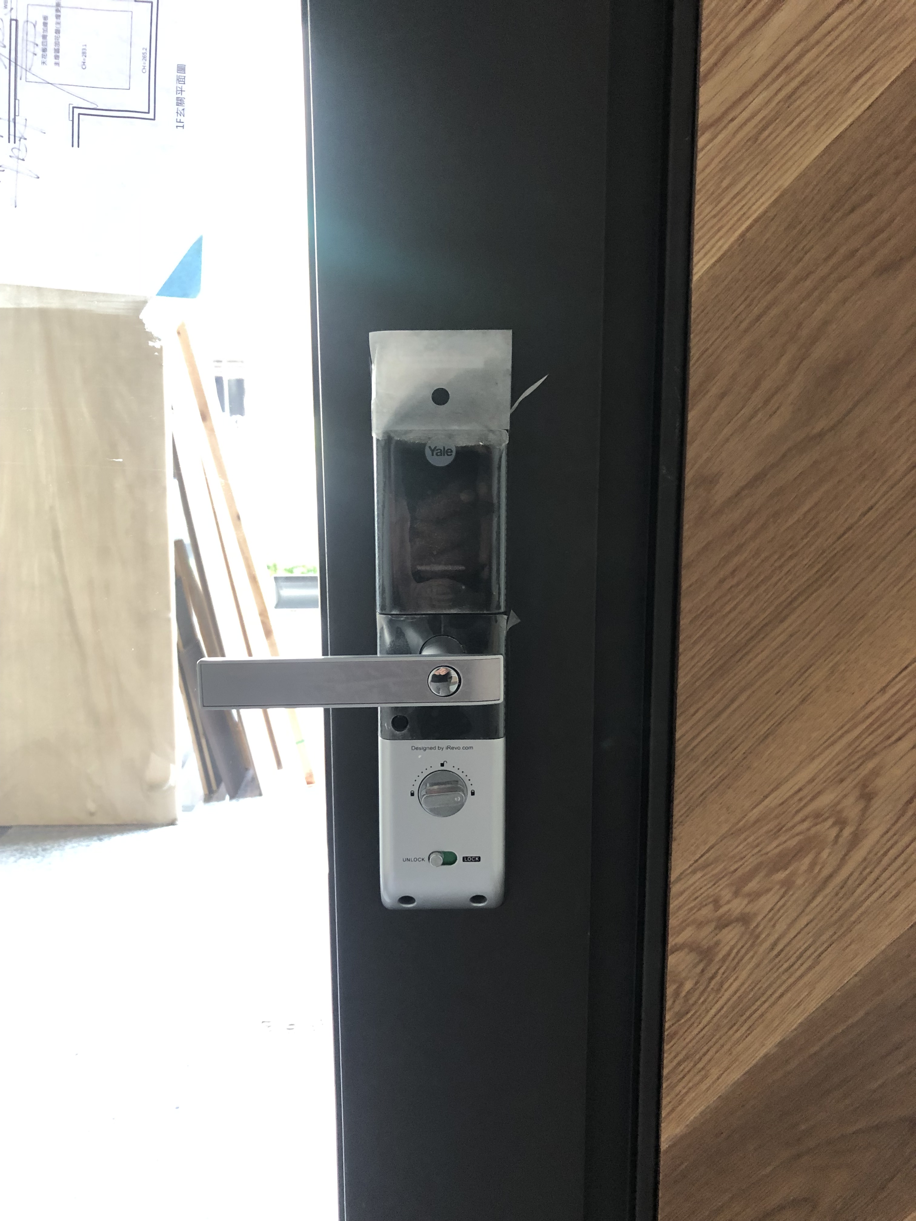 高雄電子鎖、指紋鎖、密碼鎖、高雄感應鎖、高雄配鎖、高雄電子鎖推薦、電子鎖安裝