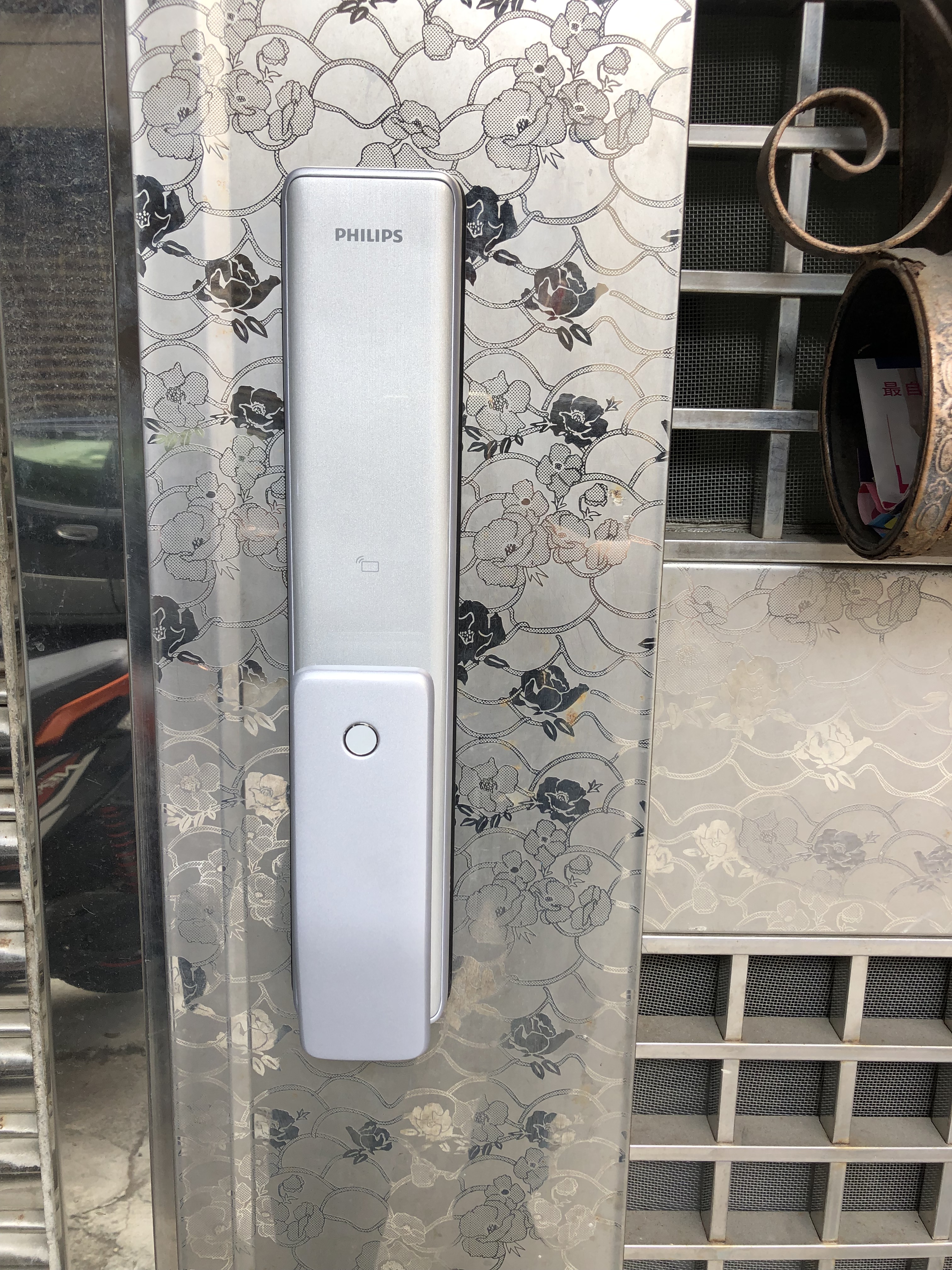 高雄電子鎖、指紋鎖、密碼鎖、高雄感應鎖、高雄配鎖、高雄電子鎖推薦、電子鎖安裝