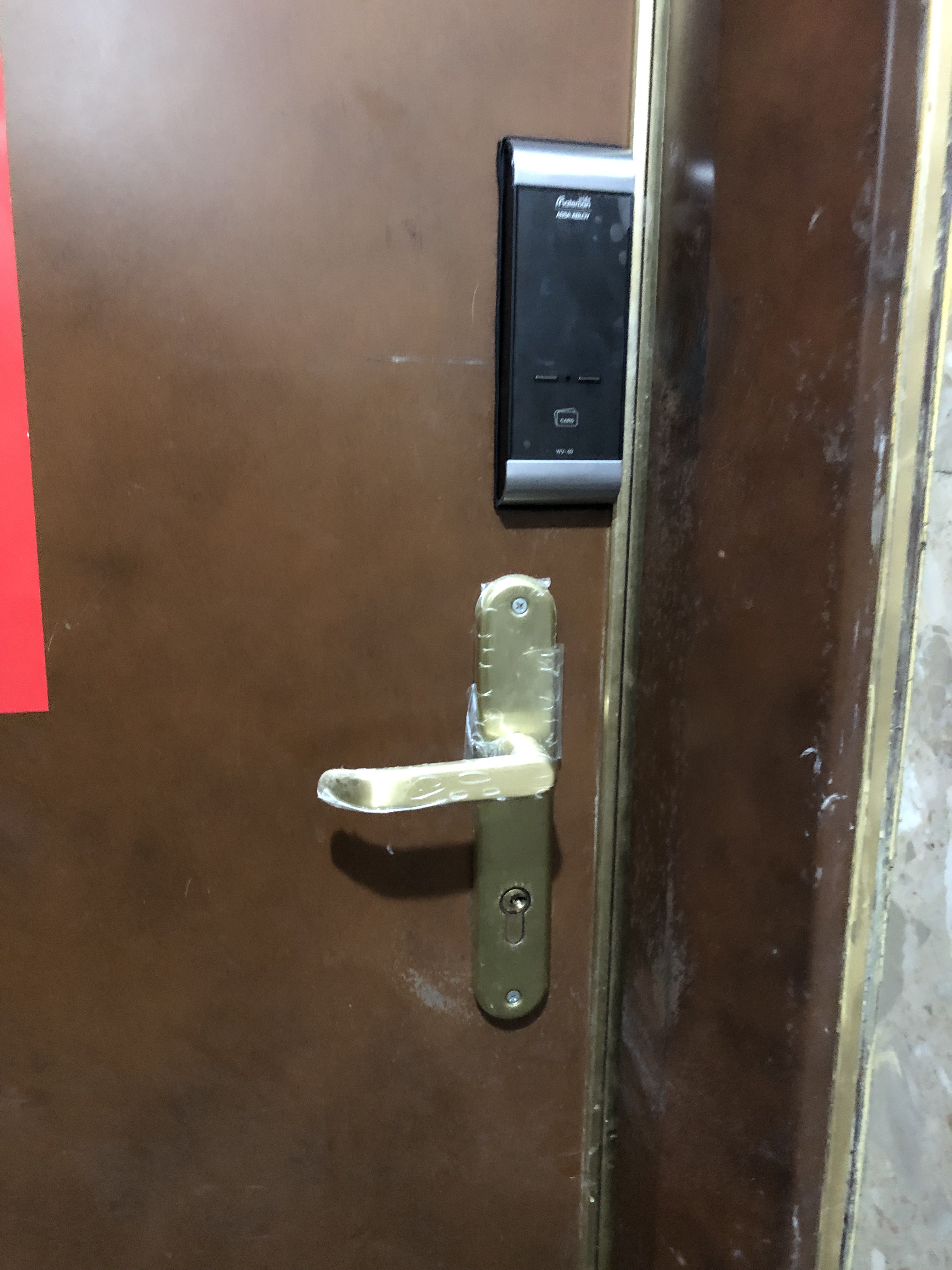 高雄電子鎖、指紋鎖、密碼鎖、高雄感應鎖、高雄配鎖、高雄電子鎖推薦、電子鎖安裝