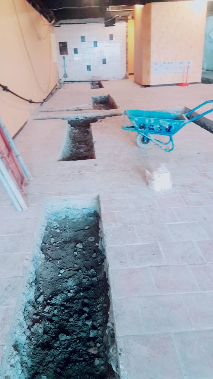 打石拆除-挖餐廳排水溝&nbsp;