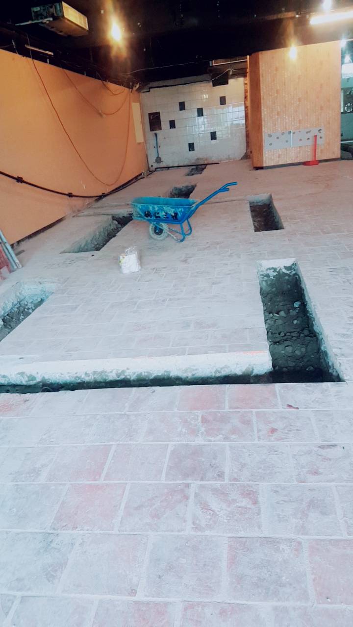 打石拆除-挖餐廳排水溝&nbsp;