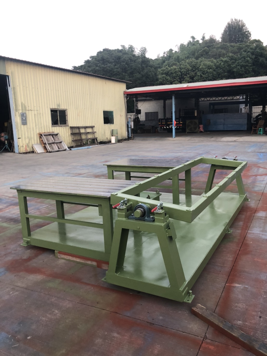 機械手臂工作台