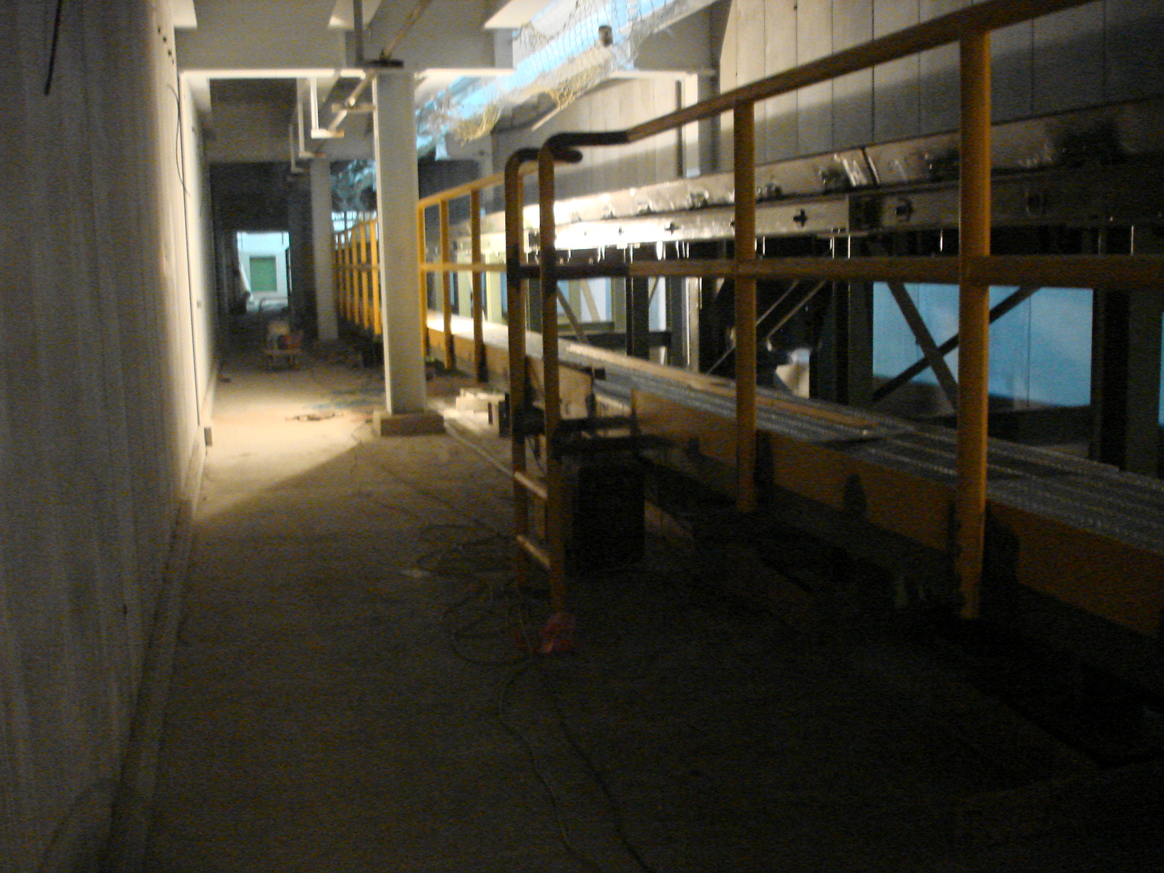 玻璃纖維廢絲輸送道