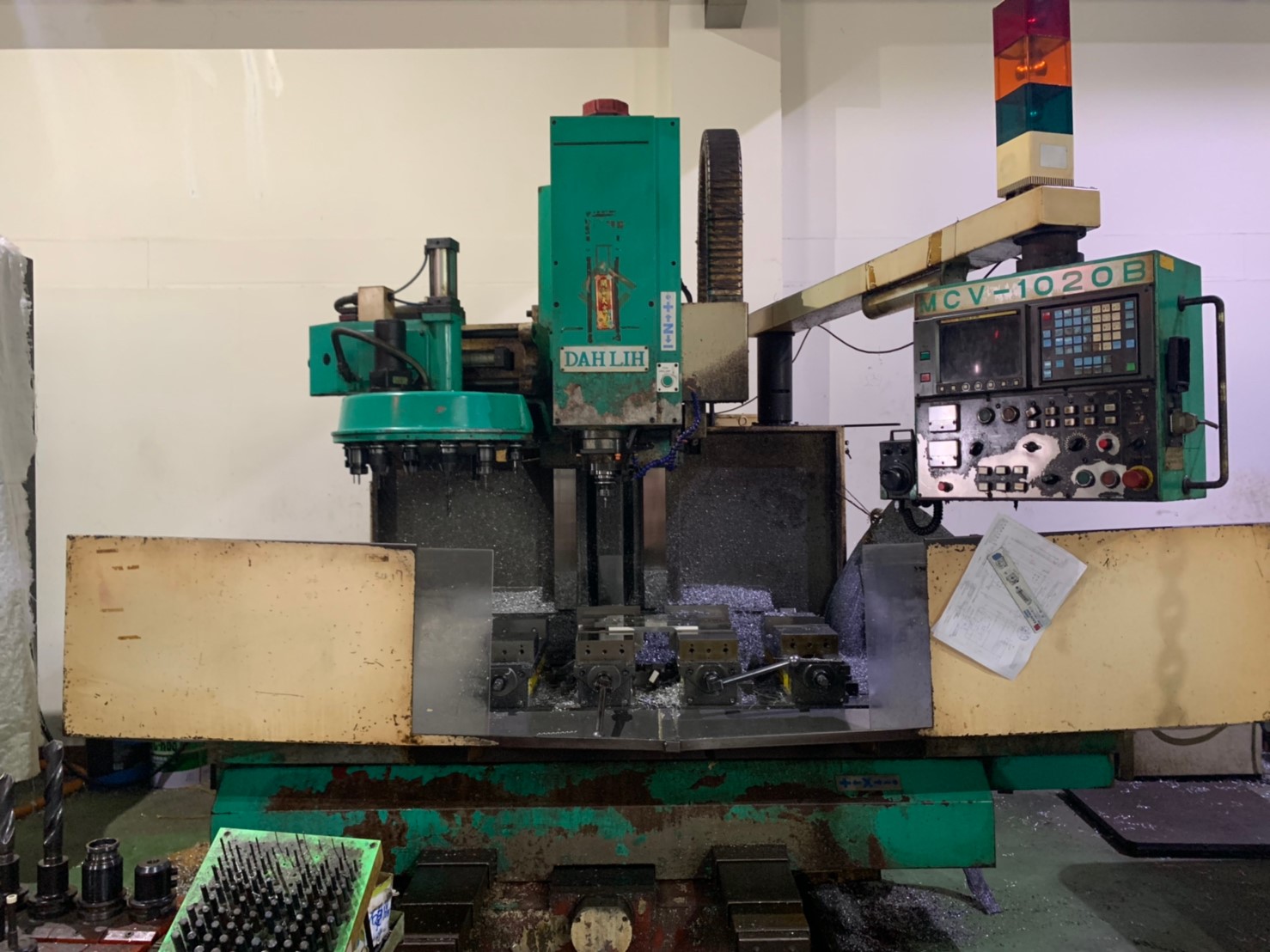 DAHLIN-立式綜合加工機