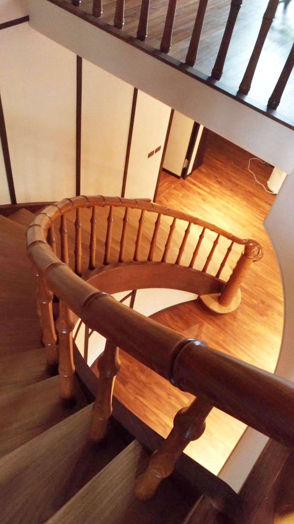 ♖吉信紅木樓梯地板扶手