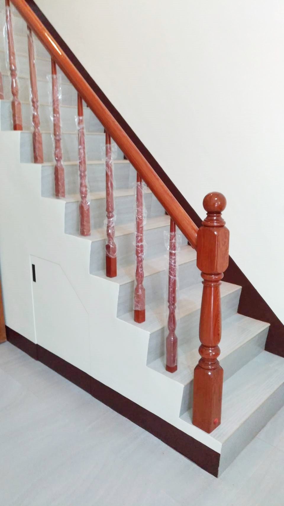 ♖吉信紅木樓梯地板扶手