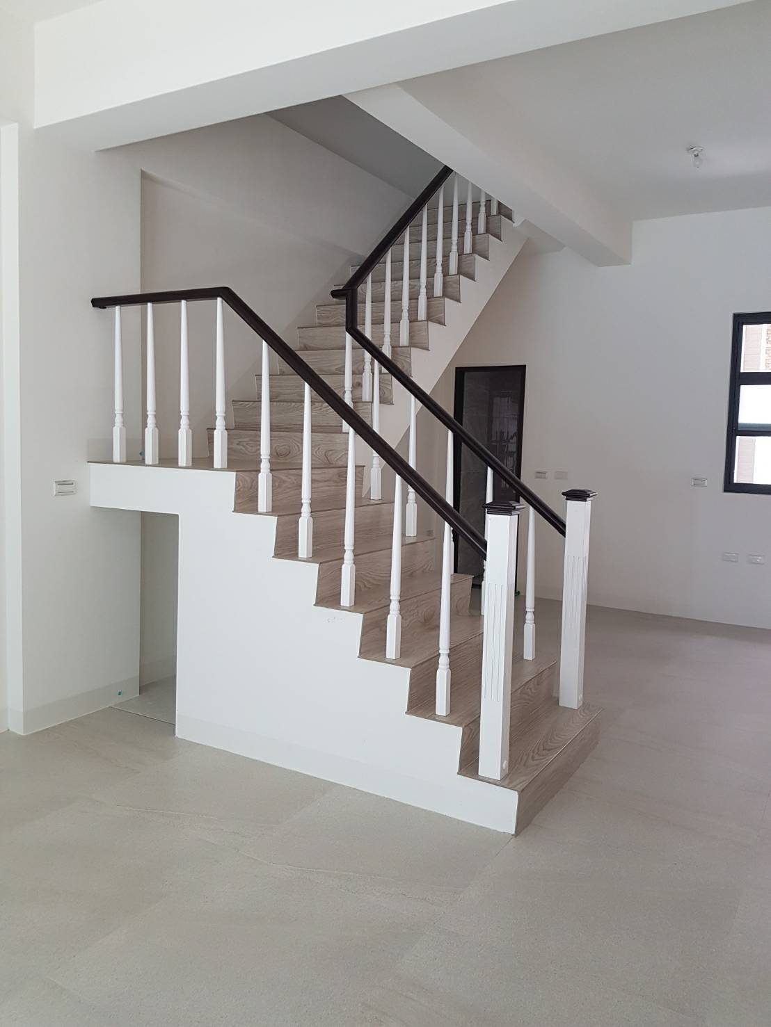 ♖吉信紅木樓梯地板扶手