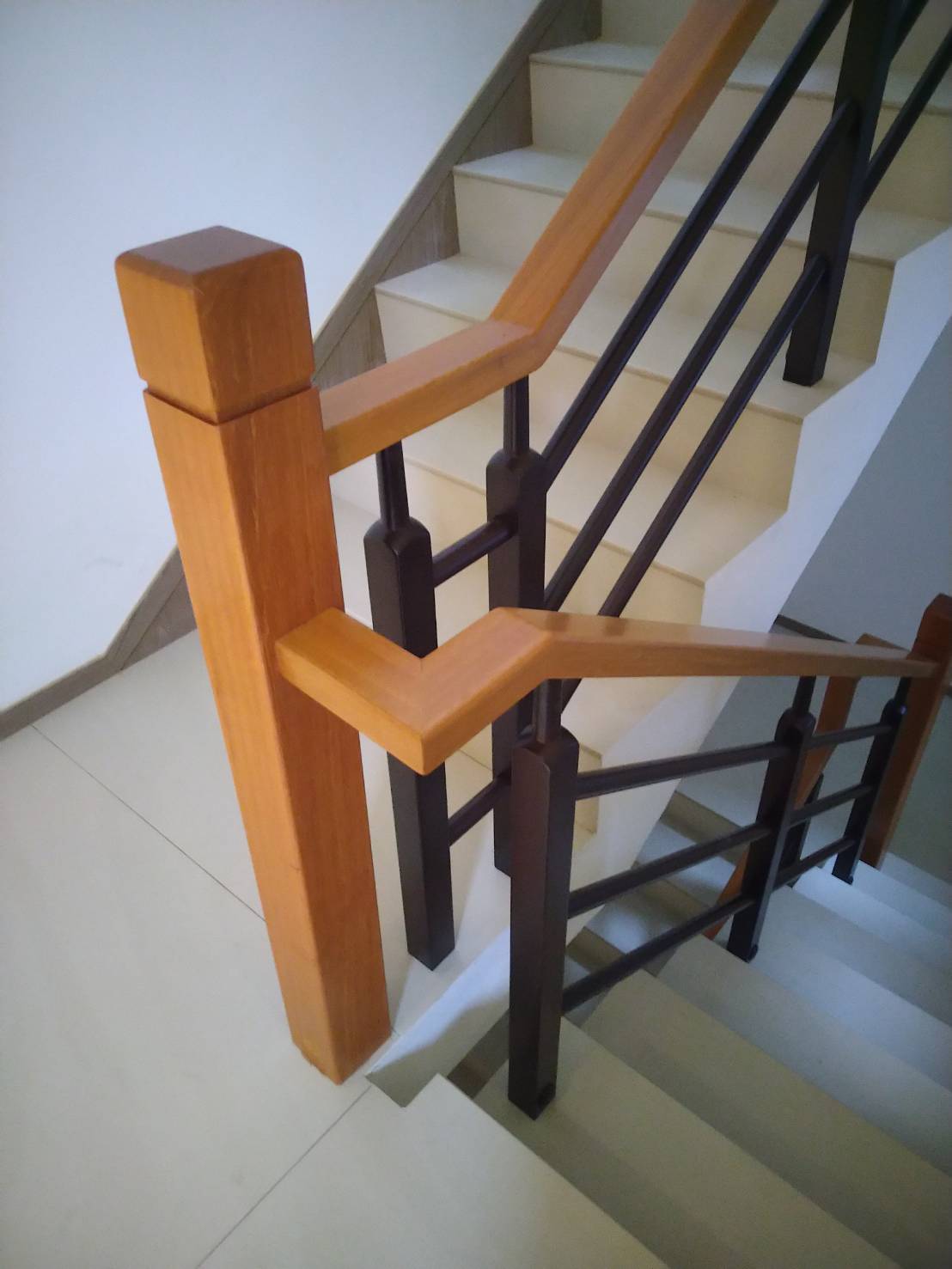 ♖吉信紅木樓梯地板扶手