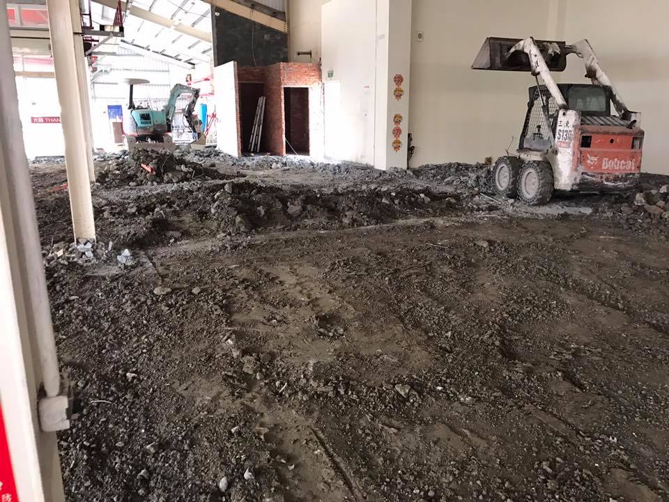 推土機整地清運