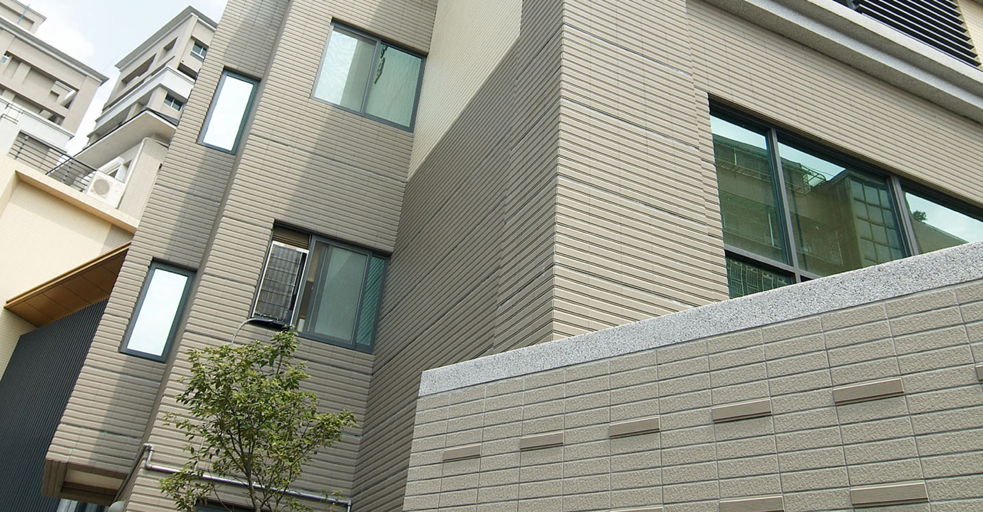 冠軍外牆磚采原石（施釉）