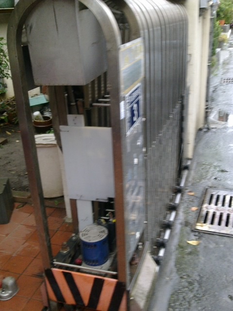 伸縮門馬達維修