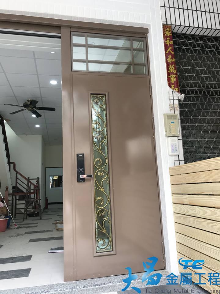 高雄金屬門窗
