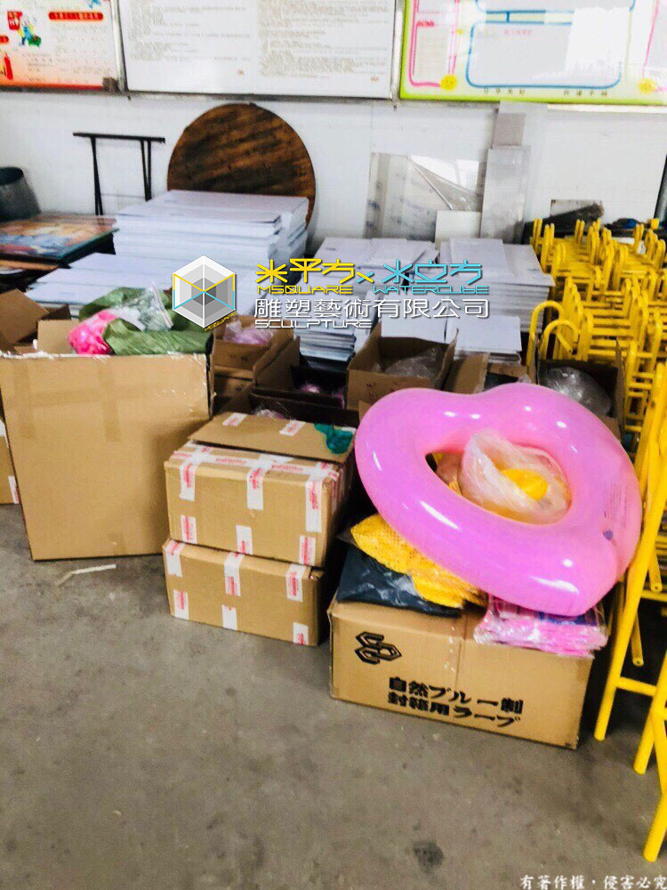 大陸品牌鞋店-櫥窗道具