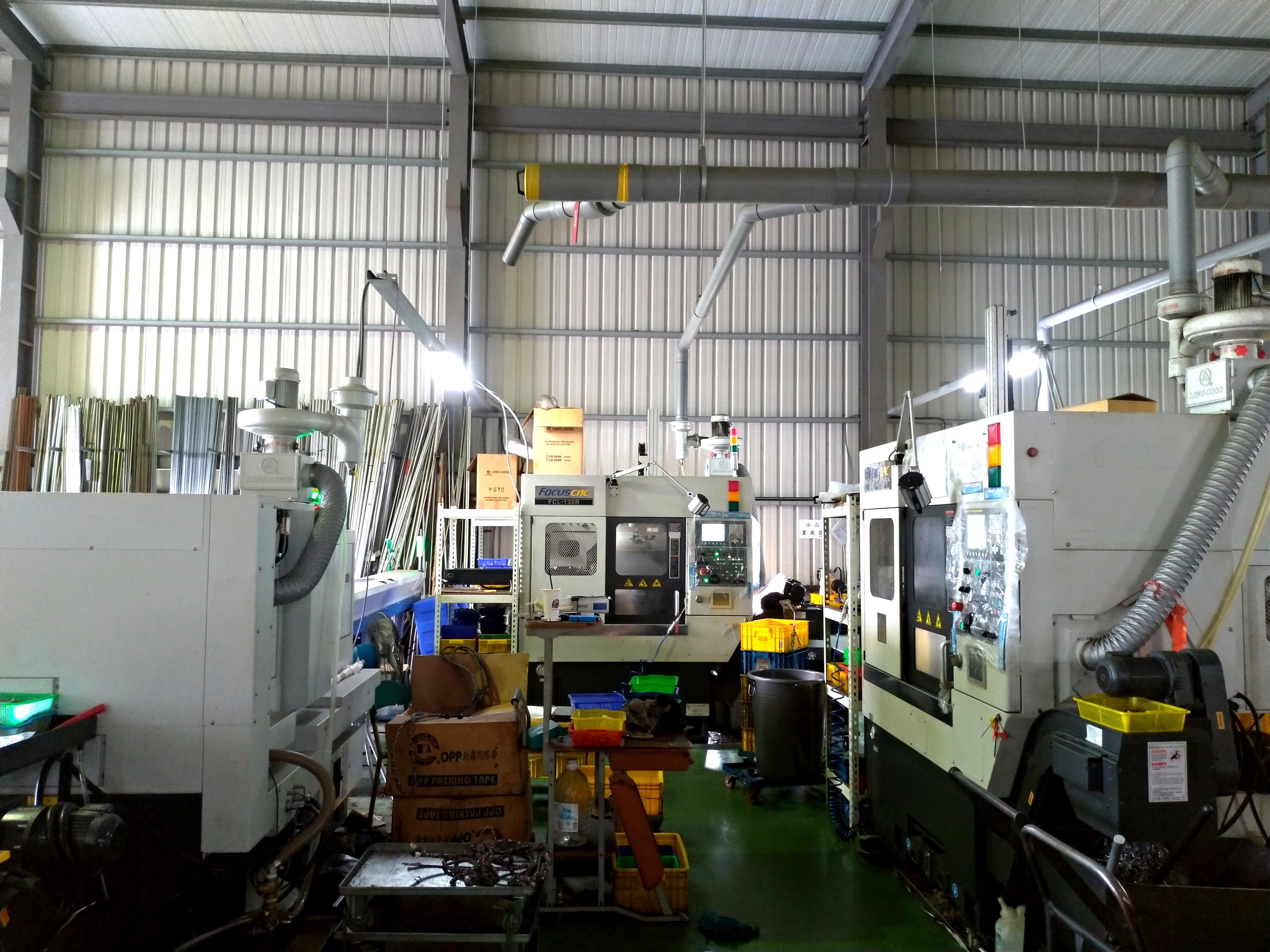 CNC複合自動車床6