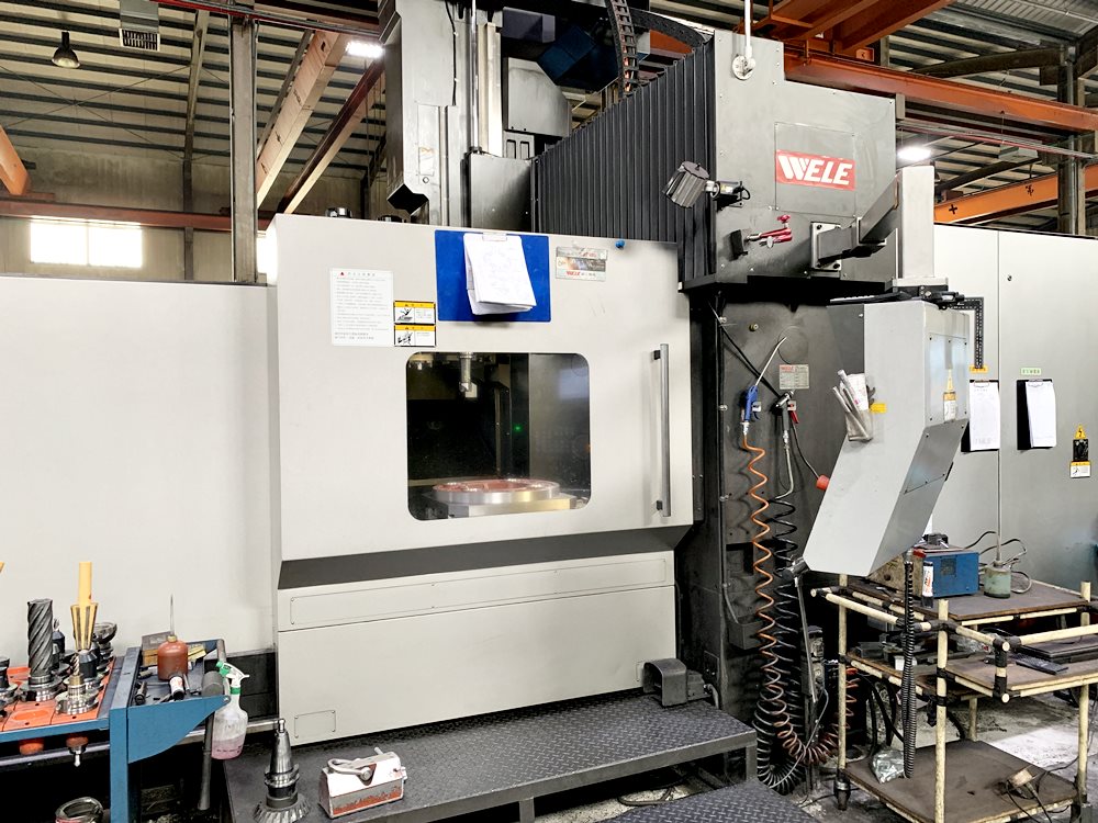 崴立龍門加工機-立式綜合加工機MC5