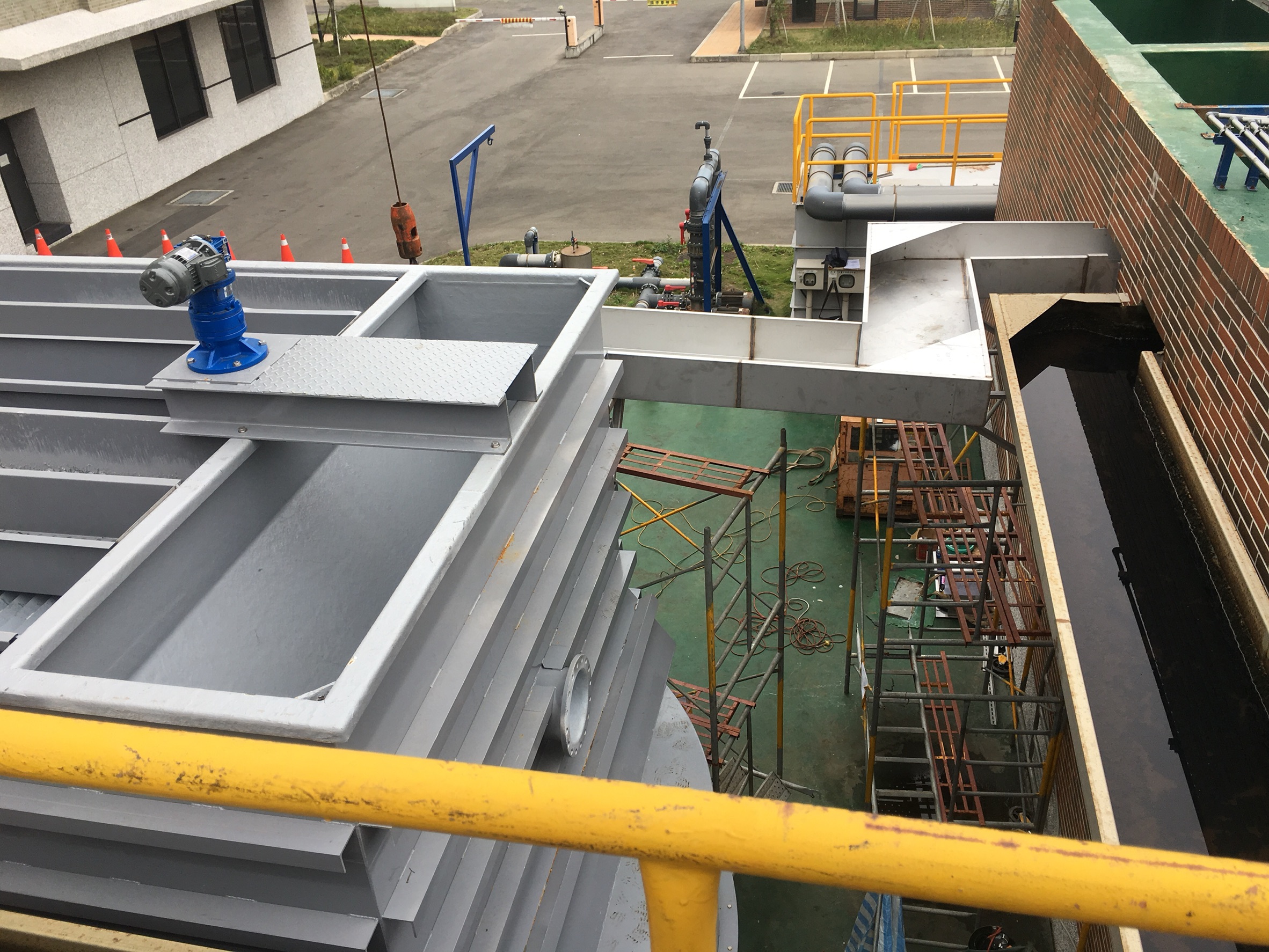 斜板式快速沉澱槽-安裝工程